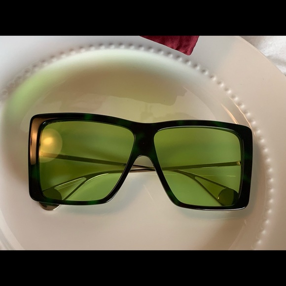 Gucci oversized square sunglasses - Picture 7 of 11